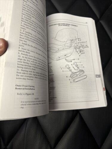 Clymer Harley Davidson FLH/FLT Twin Cam 88 - 1999-2003 Repair Manual M430-2 Used - Bild 16 von 23