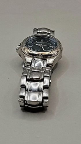 Eddie Bauer Watch Unisex Silver Tone Round 50M Day Date Working - Picture 5 of 8