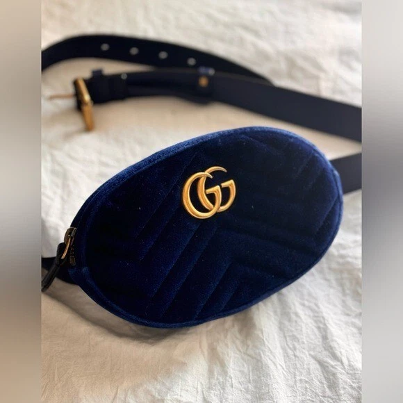 Gucci GG Marmont Sac Ceinture Matelasse Bleu Cobalt Velours avec Dustbag