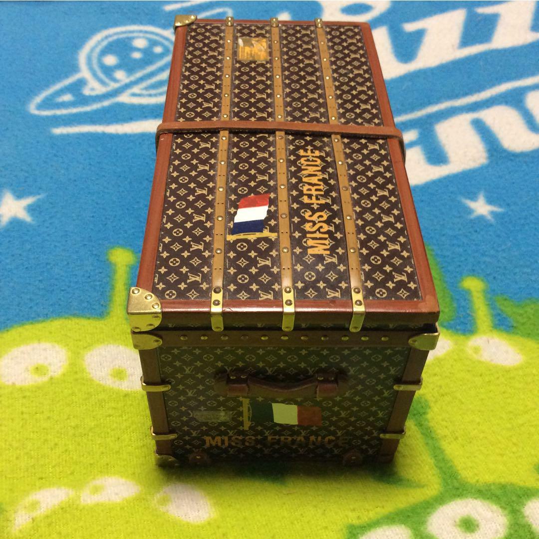 Louis Vuitton Trunk Paper Weight Novelty Object Rare Item Used | eBay