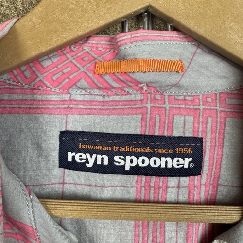 Reyn Spooner Hawaiian Shirt - XL - Pink & Gray Geometric Plaid - 100% Cotton - Picture 3 of 8
