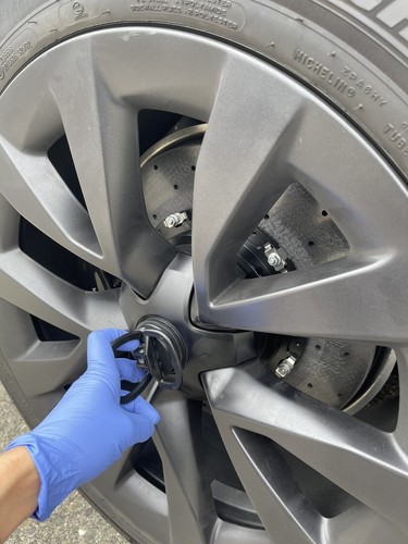 Tesla Model X Wheel Center Cap Removal Tool Suction Cup - Picture 6 of 9