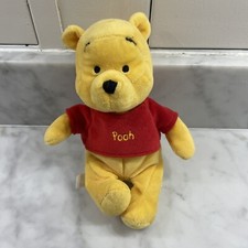 Disney Store Winnie the Pooh plush 6  