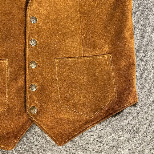 Chaleco de Cuero Lariat Para Hombre 38 Marrón Gamuza EE. UU. Forrado de Piel Nativo Occidental De Colección - Imagen 8 de 15