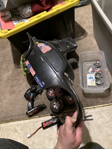 Traxxas Slash VXL 1/10 RTR 4X4 Brushless RC Truck Monster Body VW Upgrades Batte - Picture 3 of 24