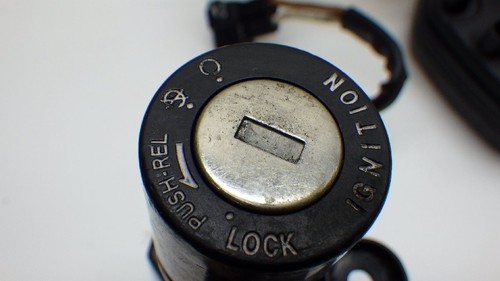 KTM 390DUKE Meter ECU Key Set (Tested) Used - Picture 8 of 10