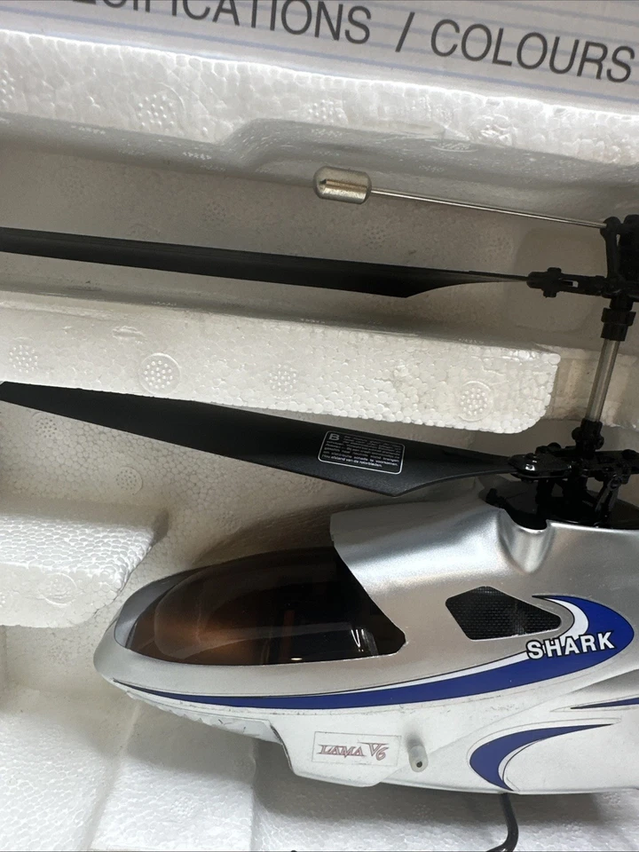 MICRO GEAR LAMA V6 Remote Control Helicopter W/ Xtra Blades See Photos & Descrip - Image 3 of 4