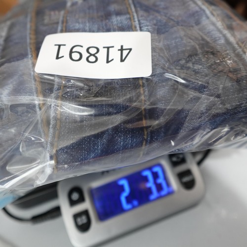 Ariat FR M4 Relaxed Boot Jeans Mens 36x32 Blue Flame Resistant Denim Carpenter - Picture 16 of 16