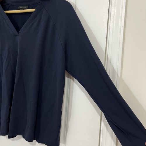 J.Jill Wearever Collection Top Pullover M Navy Blue V-Neck Collared Long Sleeve - Picture 5 of 12