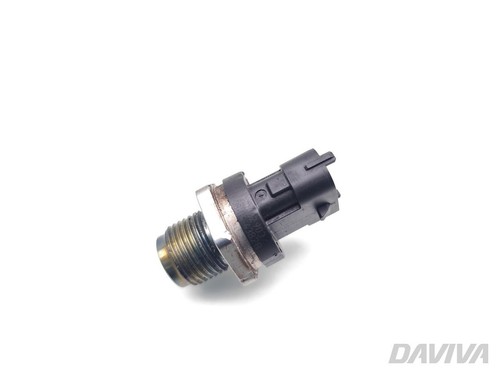 Vauxhall Corsa Sensore di temperatura del liquido di raffreddamento 1.3 CDTI - Picture 7 of 11