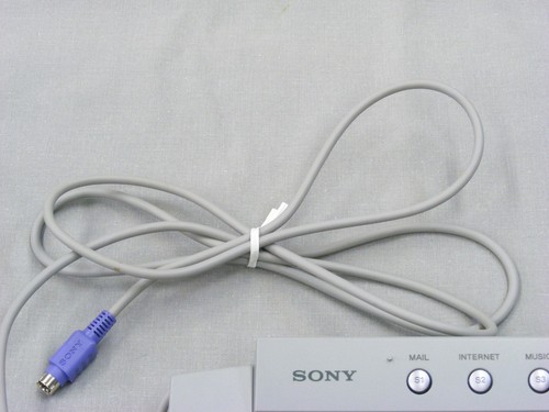 Sony Wired  Keyboard PCVA-KB1P/UB Tested and Working - Picture 4 of 7