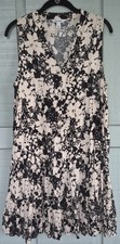 Nine West Women’s Size Medium Black & Pink Floral Dress