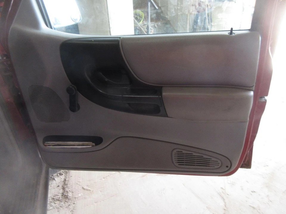 Used Hood fits: 1999 Ford Ranger flat hood metal Grade B Foto 3 de 4