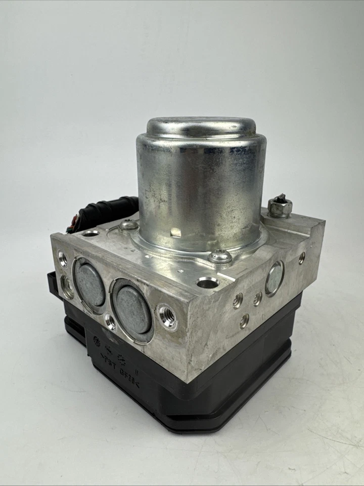 Conjunto de bomba modular ABS TY4A0 Honda Accord Crosstour 2010-2012 Foto 3 de 4