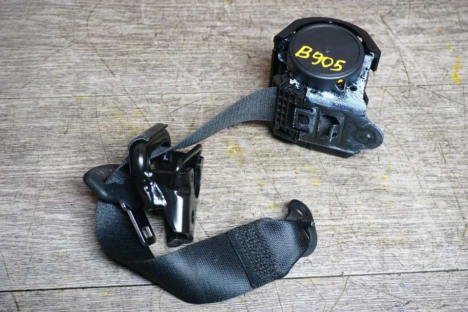 BMW 228I F23 2015-2016 convertible trasero izquierdo lado conductor cinturón retractor OEM Foto 3 de 4