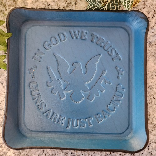 Bandeja de valet de cuero, bandeja de catchall de cuero azul de 8 oz en relieve, bandeja organizadora. - Imagen 1 de 5