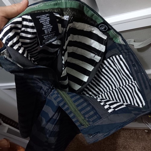 NWT Volcom shorts BLUE Gray Striped size 31 Graphito dress style Casual - Picture 5 of 6