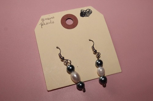 EUC Genuine Pearl 3/4” Dangle French Hook Earrings Black Cream Artisan Hand Made - Picture 1 of 10
