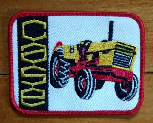 Vintage FARMALL CASE TRACTOR Farming Hat jacket Sew On PATCH - Afbeelding 1 van 5