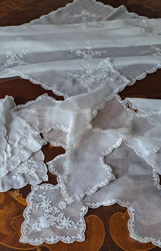 30s Organdy Madeira Applique Embroidered Tablecloth & Bun Table Mats Antique - Picture 8 of 14
