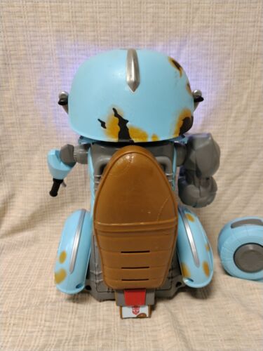 T11 Hasbro Transformers Autobot Sqweeks R/C Robot w/Remote, Sound Lights, Dance - Picture 6 of 8