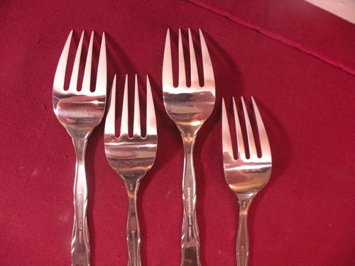 Set Of 4 Reed and Barton Select Stainless Salad Forks POMPEI POMPEII 6 1/2" - Picture 5 of 5