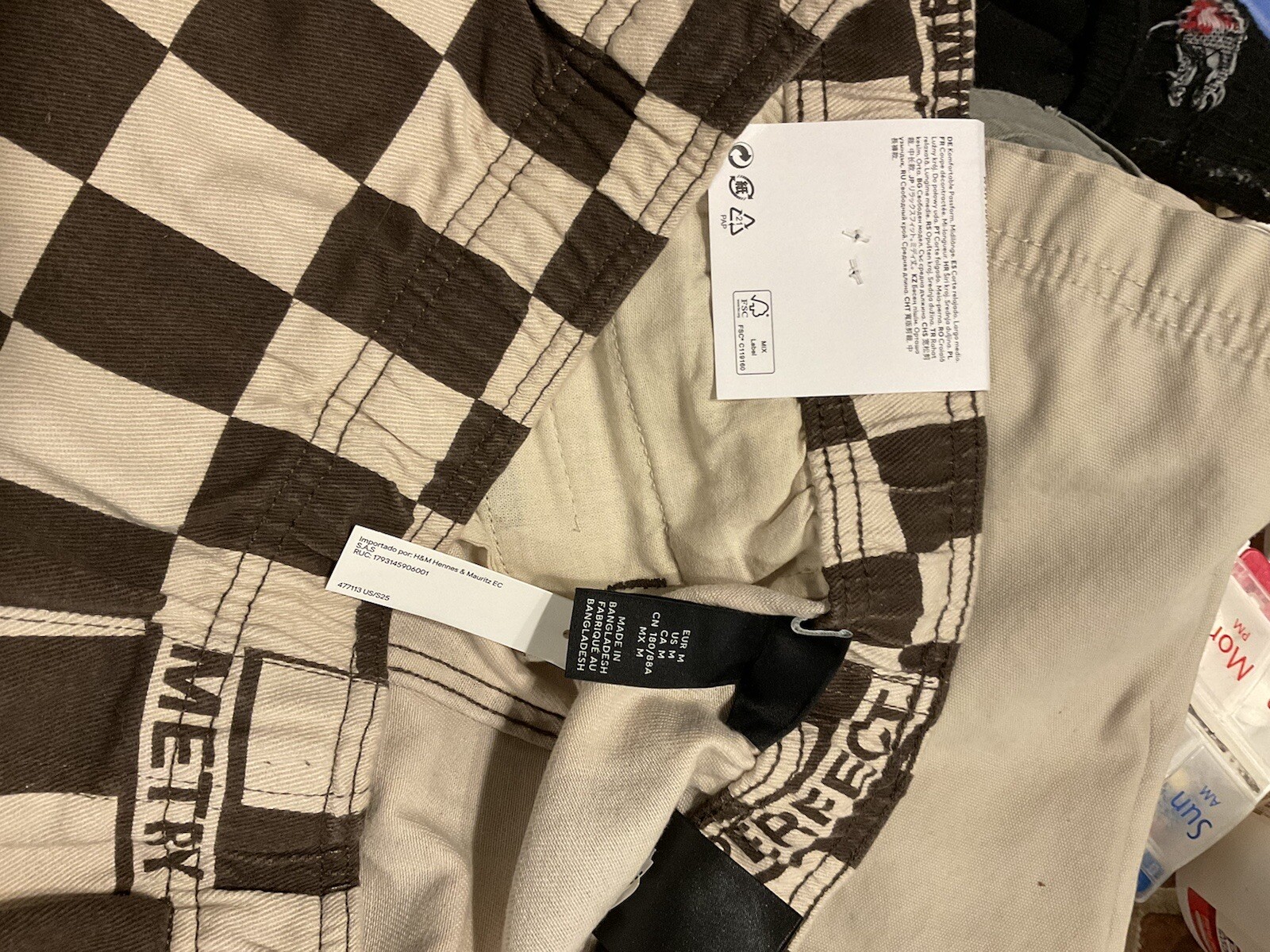 Picture 4 of 5