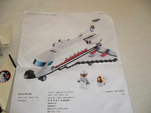 LEGO SET 3367 SPACE SHUTTLE & 3368 SPACE CENTRE, 2011. - Picture 3 of 12