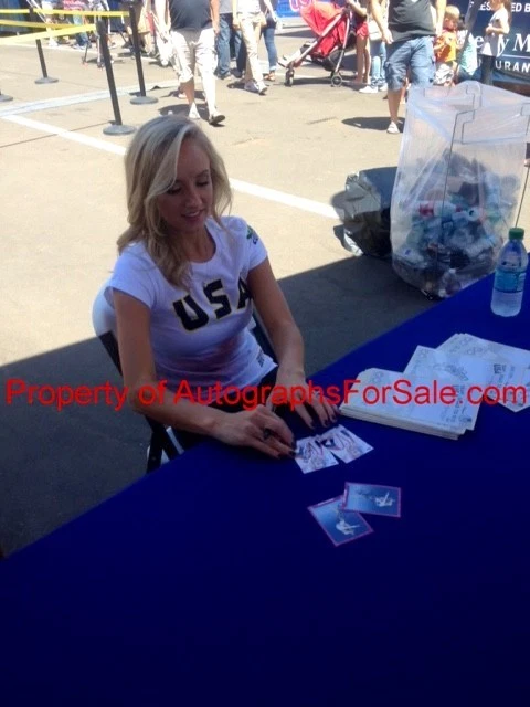 纳斯蒂亚·刘金签名亲笔签名 2016 年美国队通往里约热内卢的公路美国奥运队卡 — 第 2/2 张图片