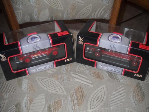 ๐๐ROAD SIG*SERIES***YAT MING-LOT of 2**1/43***FIRE TRUCKS-NEW in DISPLAY๐๐ - Picture 7 of 8