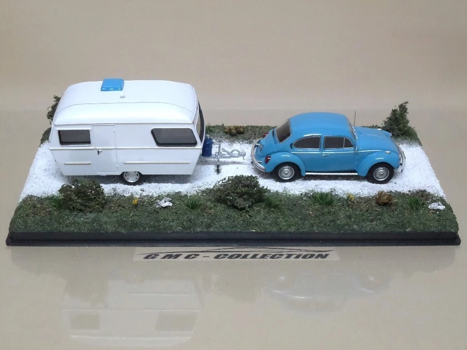 VW VOLKSWAGEN BEETLE CARAVAN ROULOTTE CAMPiNG + VETRiNETTA SHOWCASE UNiQUE 1/43 - Immagine 3 di 4