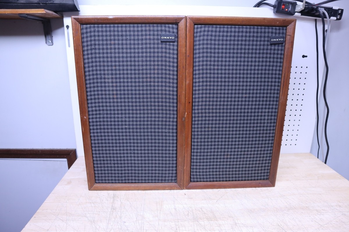Vintage Rare HTF Import Onkyo Model 20 Stereo Speakers 3-Way