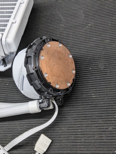Asus Tuf Liquid CPU Cooler White Edition Used Working - Afbeelding 14 van 16
