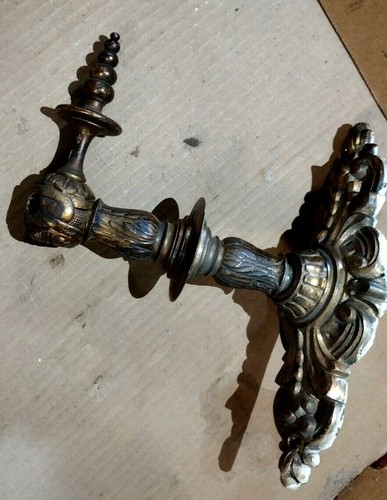 Victorian Bronze Large Three Arm Gas/Electric Wall Sconce - Picture 4 of 8