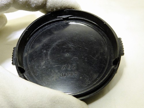 Lens Front Cap Tokina 62mm snap on type - Picture 5 of 6