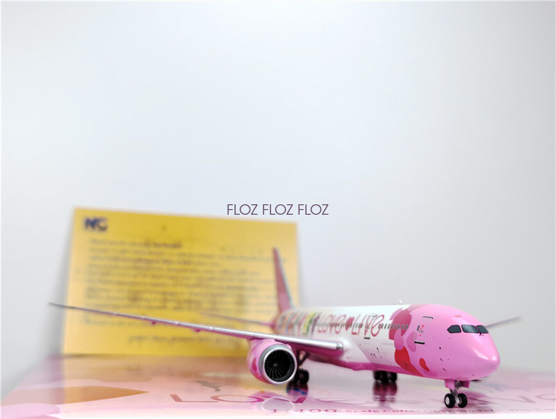 NG Models Love Live for Boeing B787-8 JA01LL Dreamliner 1