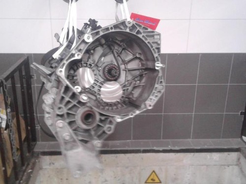 Caja de cambios manual Vauxhall Insignia MK I Country Tourer G09 P10362682 - Imagen 2 de 4