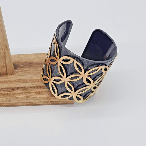 7 Charming Sisters "Improv Night" Marbled Black & Gold Lattice Acrylic Bracelet - Picture 2 of 6