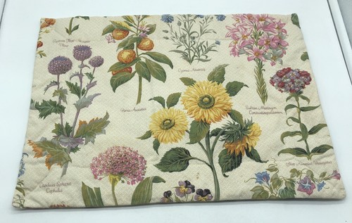 Vintage Quilted Placemats Floral Beige Multi Reversible Rectangle Cottage core - Picture 4 of 14