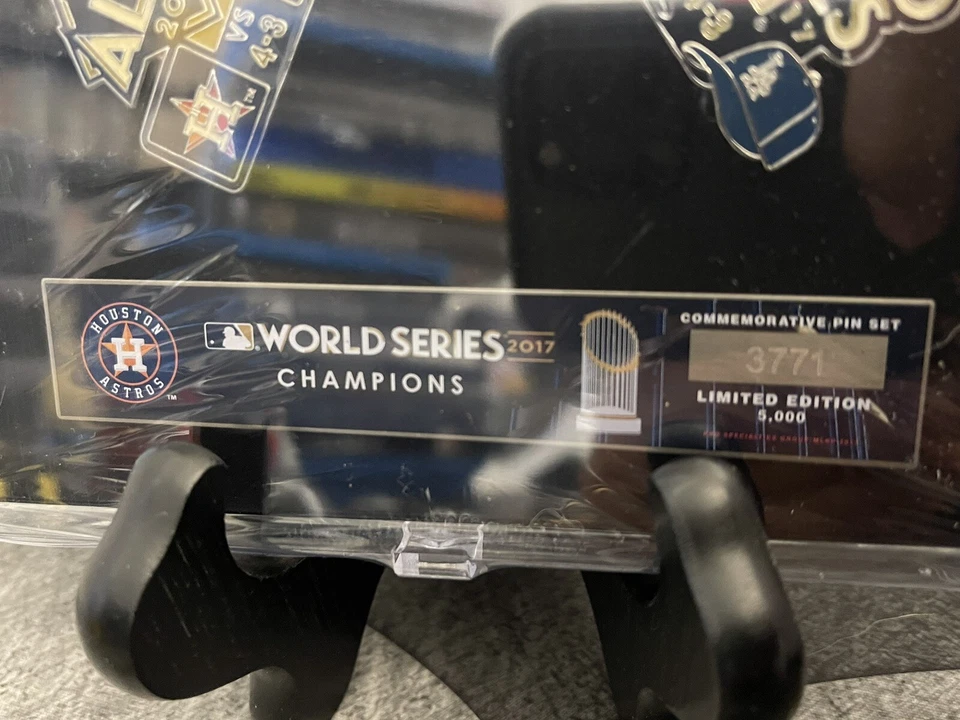 2017 World Series Champions Houston Astros 5 Pin Collector Set. New Sealed - Image 4 of 4