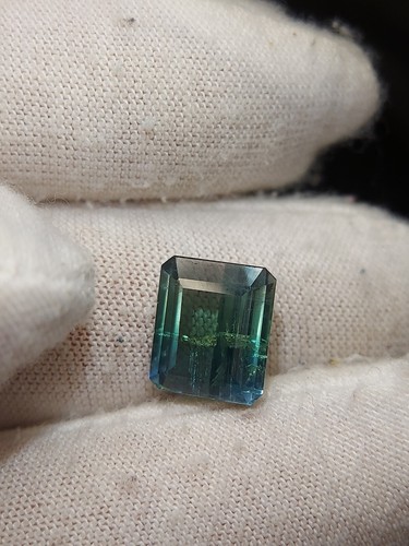 Tri color Tourmaline gemstone - faceted natural multi color gem 5.00 CTS - Picture 6 of 12
