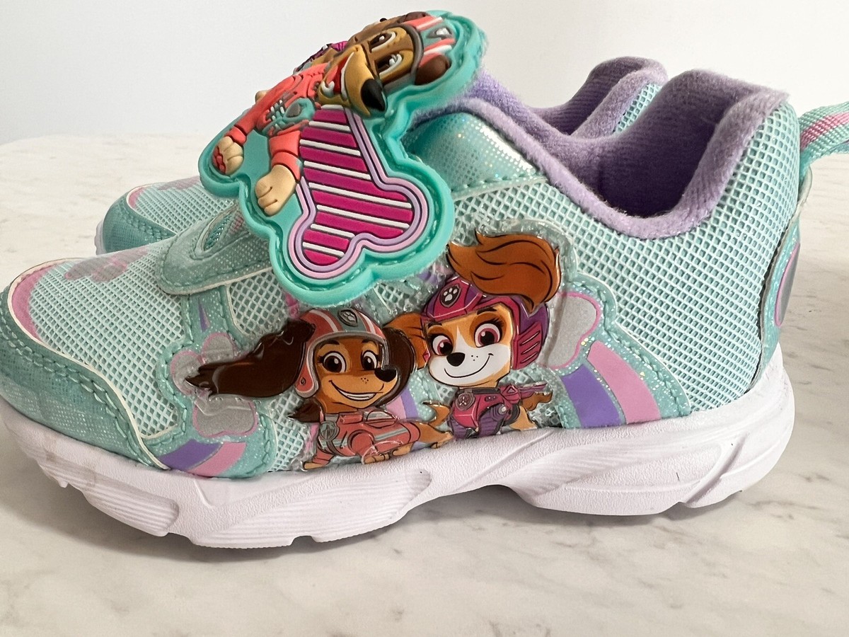 Self fastening shoes clearance