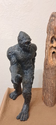 " Bigfoot" 16 and 13" High. Hard resin and carved wood. - Picture 2 of 18