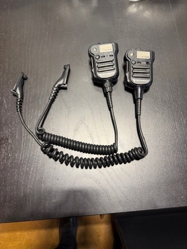 Motorola XE500 OEM NNTN8203A REMOTE SPEAKER MIC Black -Used/ Tested/ QTY one (1) - Picture 3 of 9