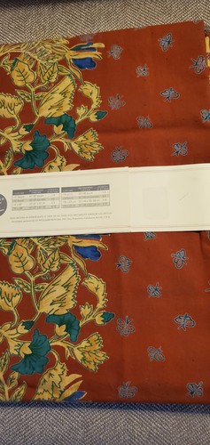 Williams-Sonoma PROVENCE Red 70 in Square Tablecloth Flowers Bees Blue Green NEW - Picture 8 of 9