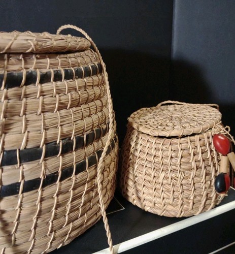 Zwei Vintage Sweetgrass geflochtene Hängekörbe mit Deckel mittel & klein sehr schön! - Bild 4 von 24