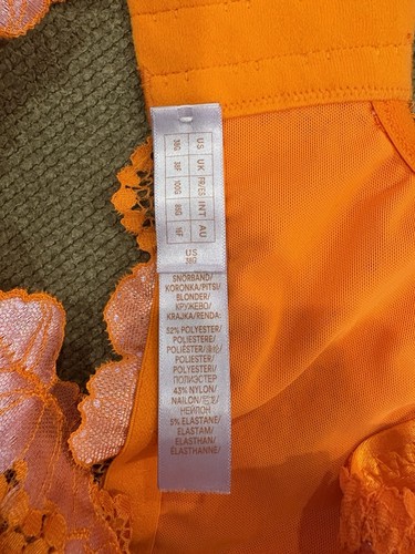NWT Savage X Fenty Perfect Poppies Unlined Lace Demi Bra Poppylicious Size 38G - Picture 5 of 6