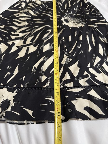 The Limited Silk Skirt Women’s Size 4 Black & Cream Floral Geometric Artsy - Picture 5 of 7