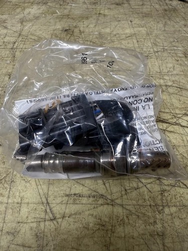 Genuine GM Heated Oxygen Sensor 19178961 AFS 138 - Picture 2 of 3