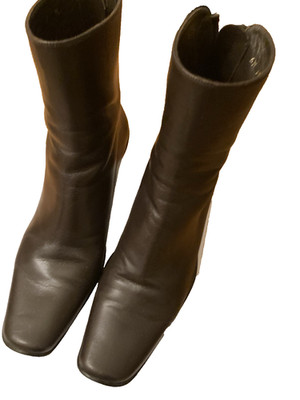 STEWART WEITZMAN LEATHER BOOTS BROWN , SPAIN, SIZE 36. 2'' KITTEN HEELS, 7'' TALL